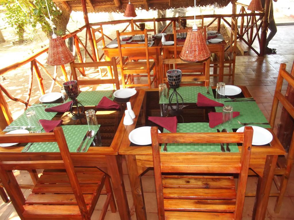 Lord Of The Forest Hotel Batticaloa Kamer foto