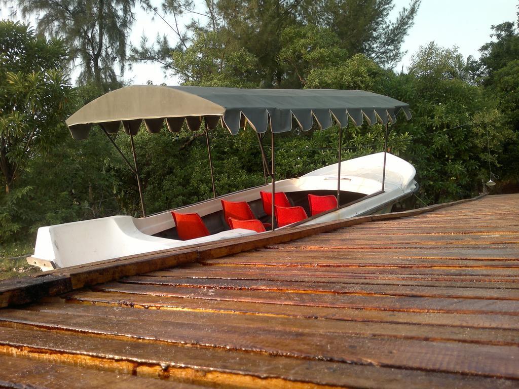 Lord Of The Forest Hotel Batticaloa Kamer foto